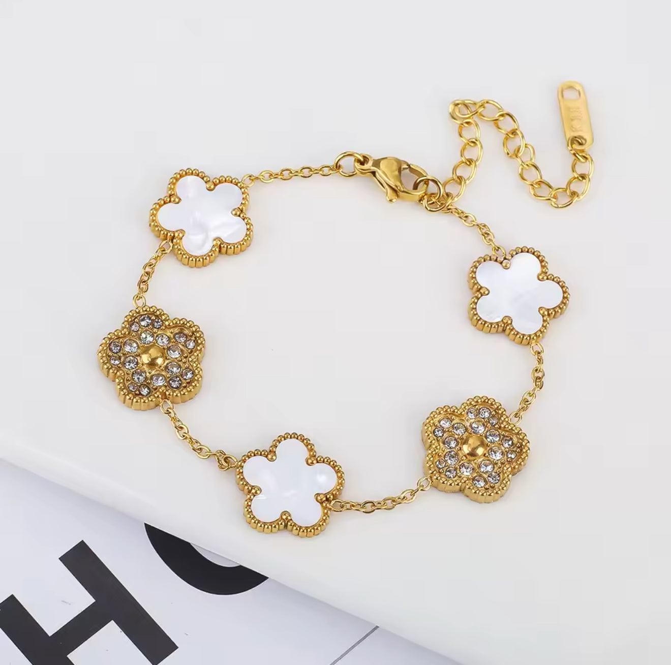 Flower Armband